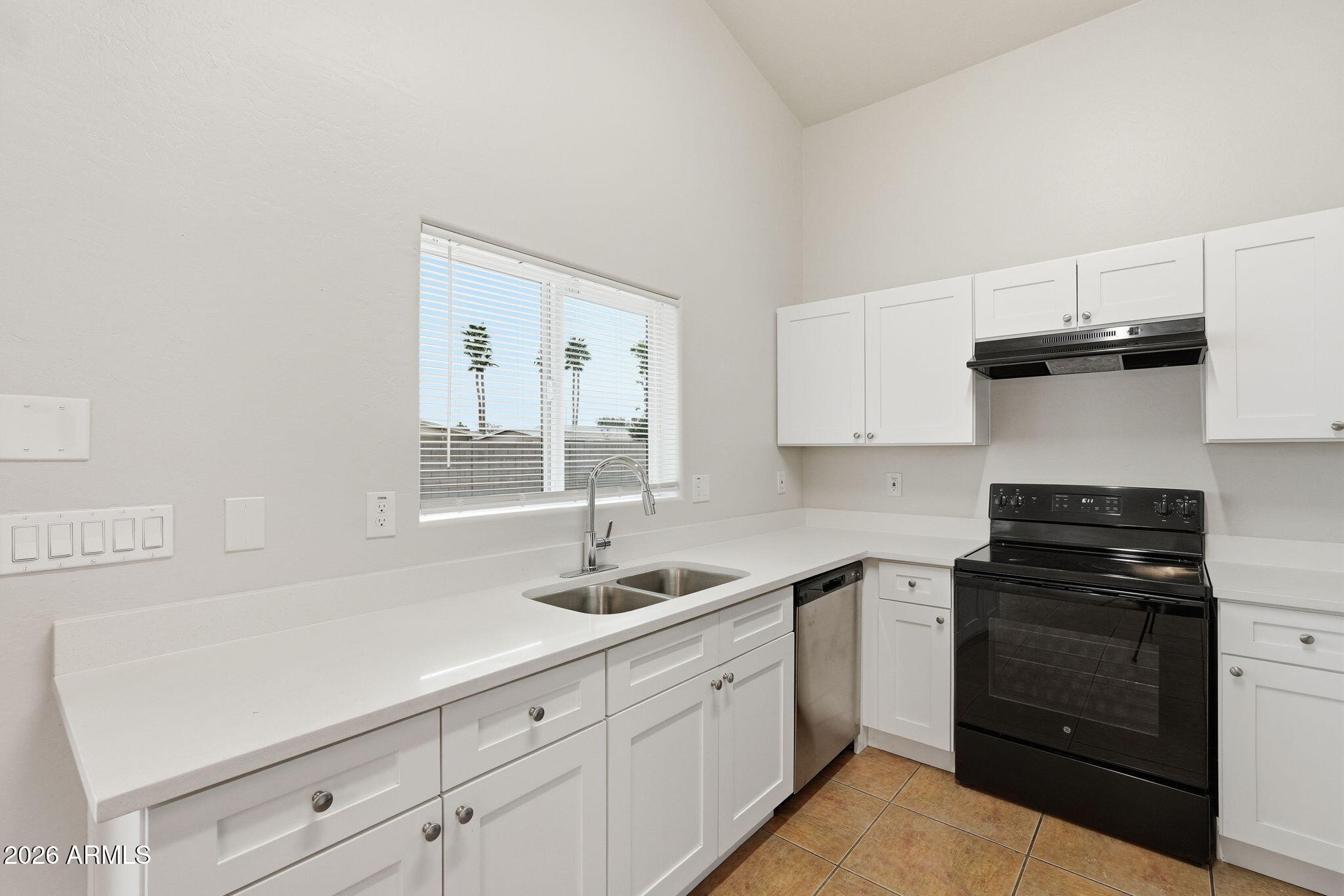 6216 South 16th Lane Phoenix, AZ 85041 - Photo 13 of 31 012_ListerPros