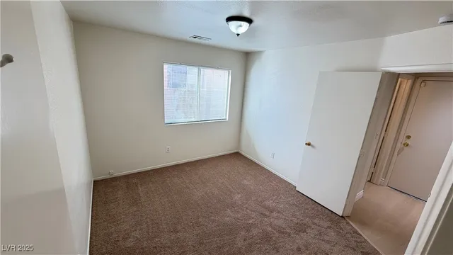 $2,000 | 7735 Little Valley Avenue, Las Vegas, NV 89147