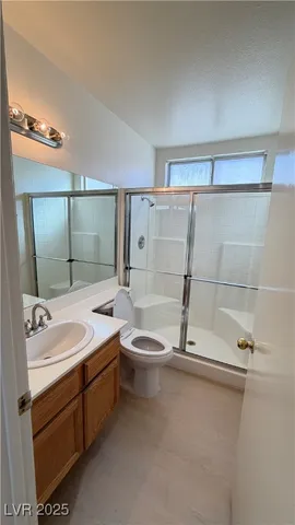 $2,000 | 7735 Little Valley Avenue, Las Vegas, NV 89147