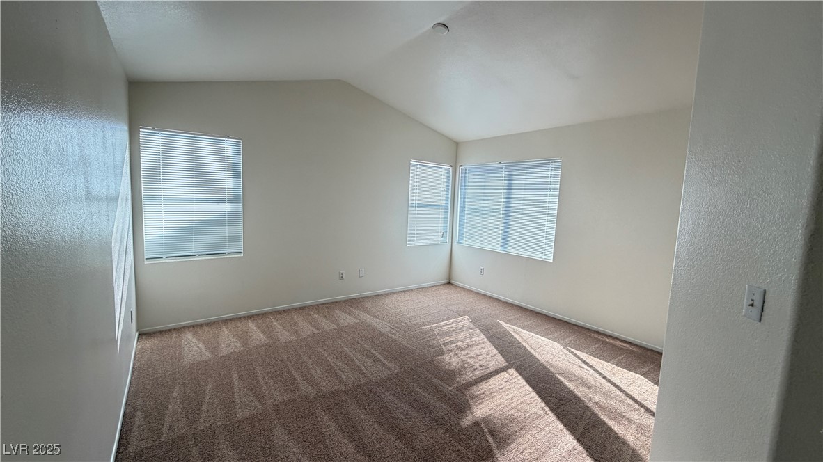 7735 Little Valley Avenue Las Vegas, NV 89147 - Photo 10 of 15