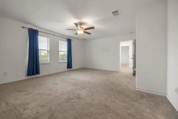 $2,250 | 301 Quarry Rock Cove, Liberty Hill, TX 78642