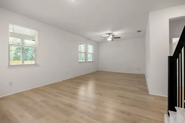 $2,250 | 301 Quarry Rock Cove, Liberty Hill, TX 78642