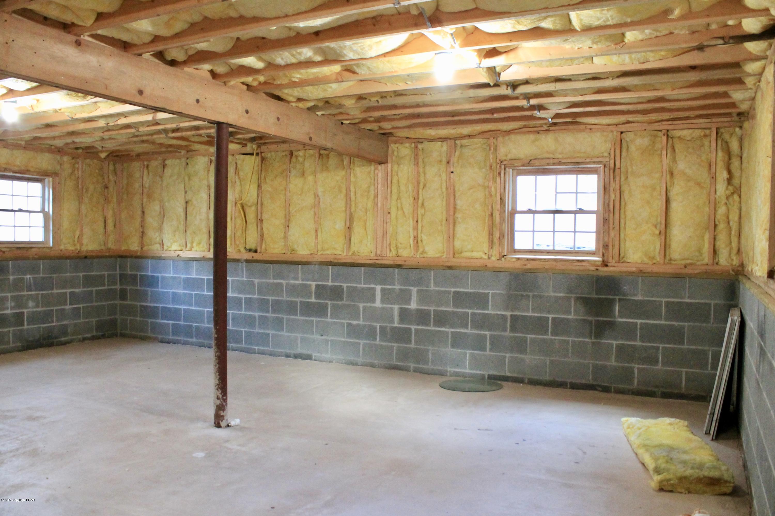 440 Northampton Road Tobyhanna, PA 18466 - Photo 18 of 21 full basement