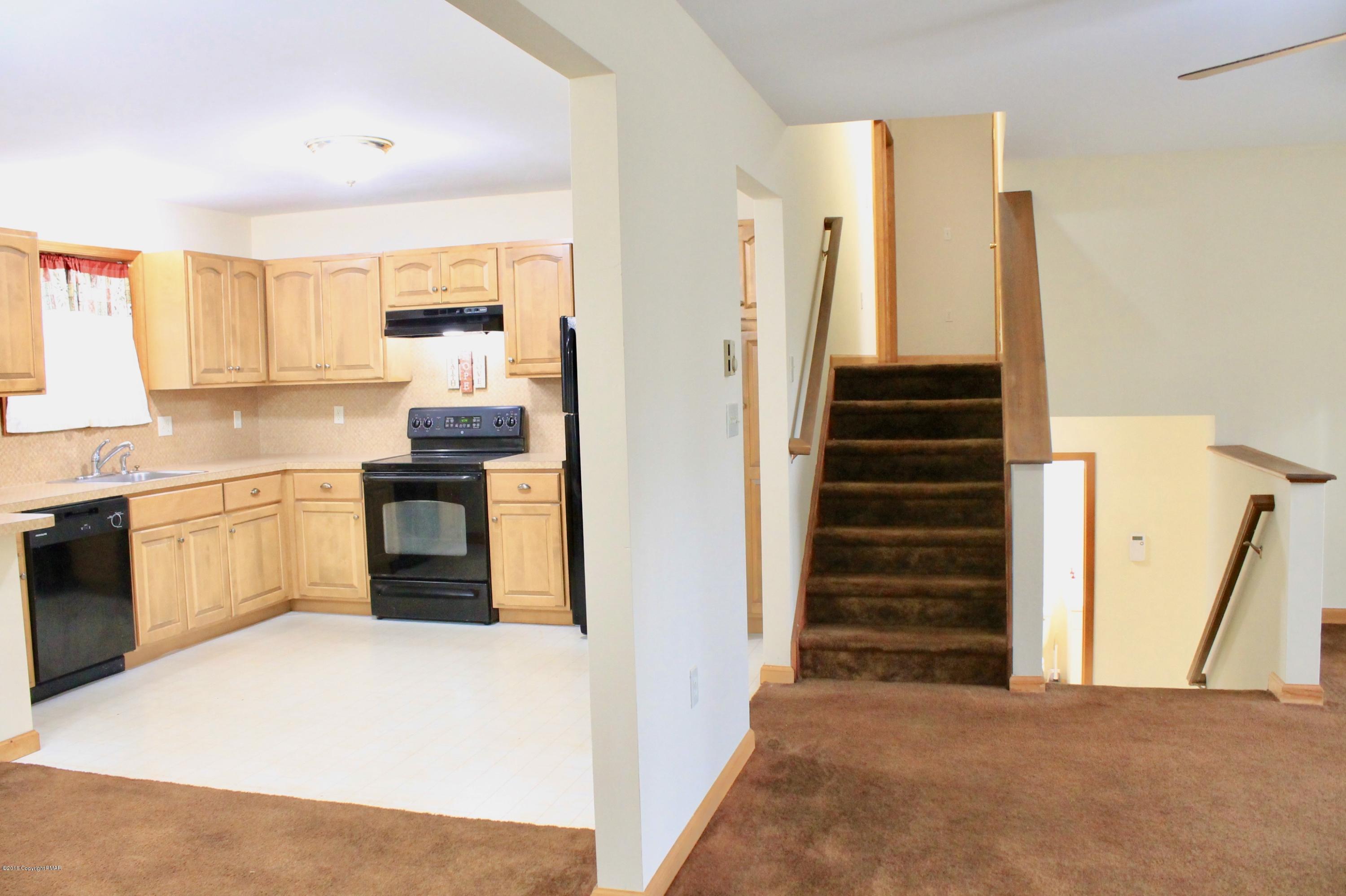 440 Northampton Road Tobyhanna, PA 18466 - Photo 6 of 21 living room view 2