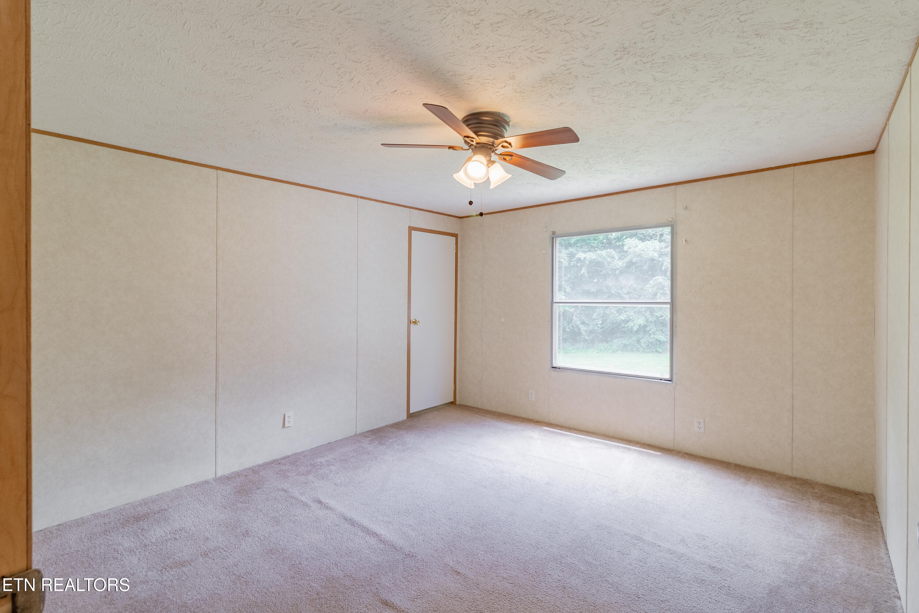 159 Cutters Lane Clinton, TN 37716 - Photo 20 of 34 _D5A8443-HDR