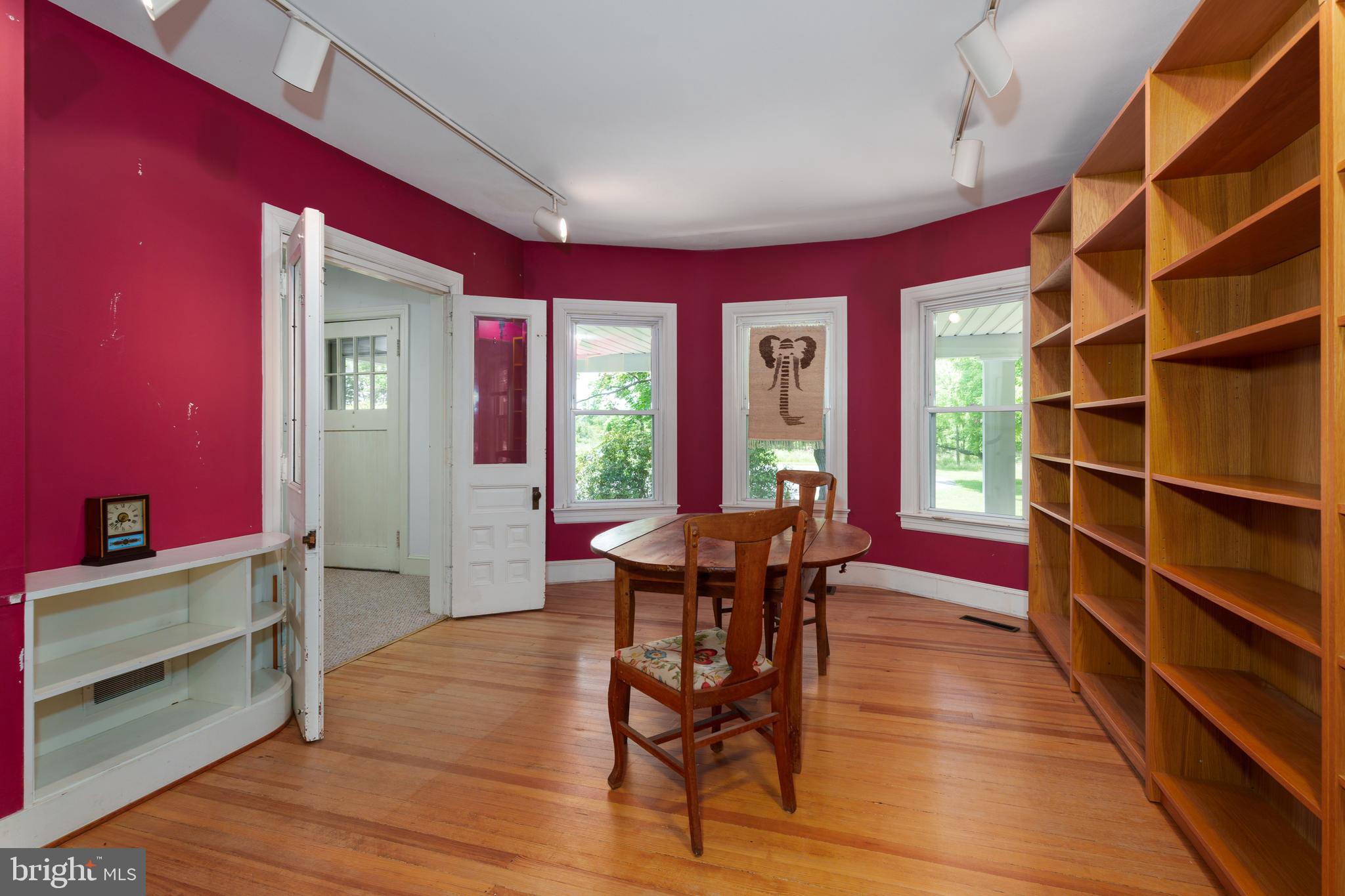 150 Old Denow Road Lawrence Township, NJ 08648 - Photo 9 of 48 Gallery Image 9