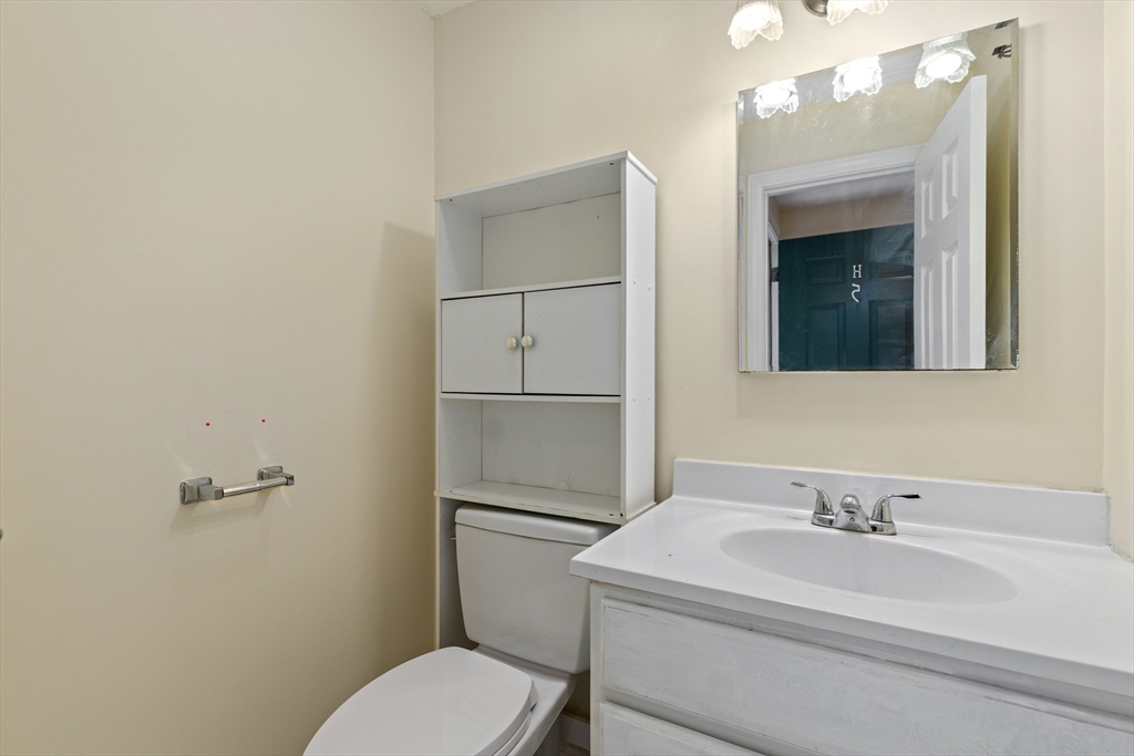 360 Littleton Road, Unit H5 Chelmsford, MA 01824 - Photo 11 of 32