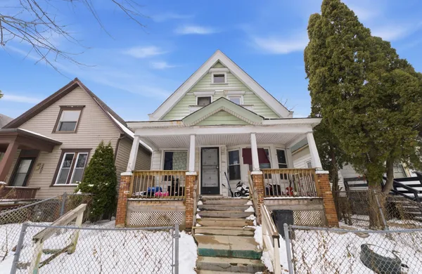 $109,900 | 2813 North 21st Street, Milwaukee, WI 53206