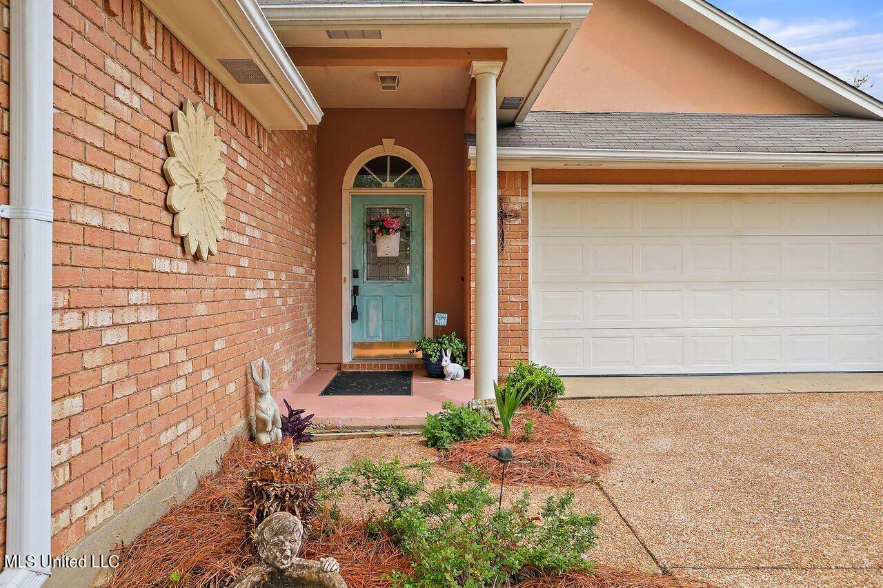 2 Ridgeway Pl 3