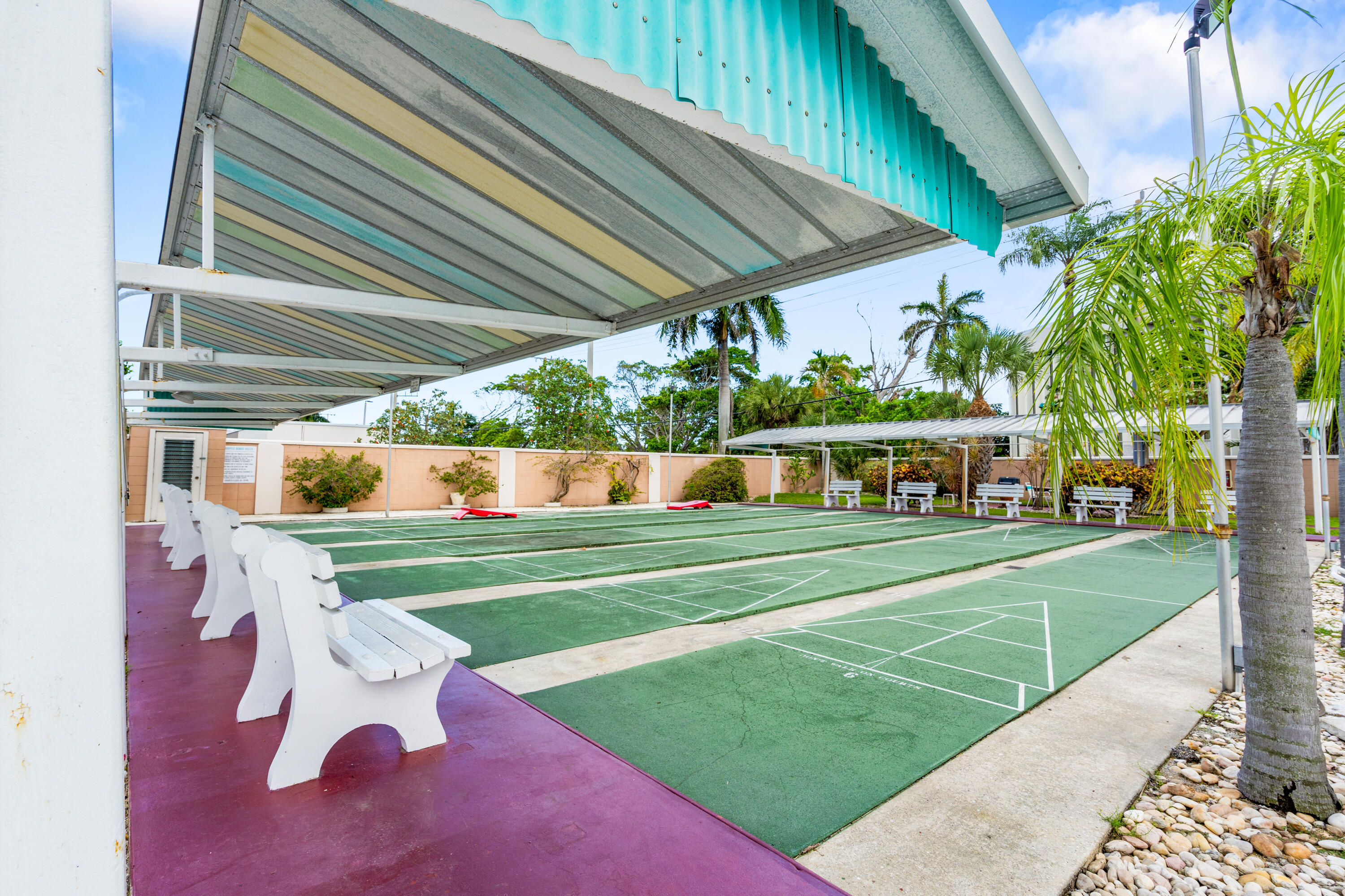 400 Northeast 20th Street Boca Raton, FL 33431 - Photo 13 of 17 Shuffleboard