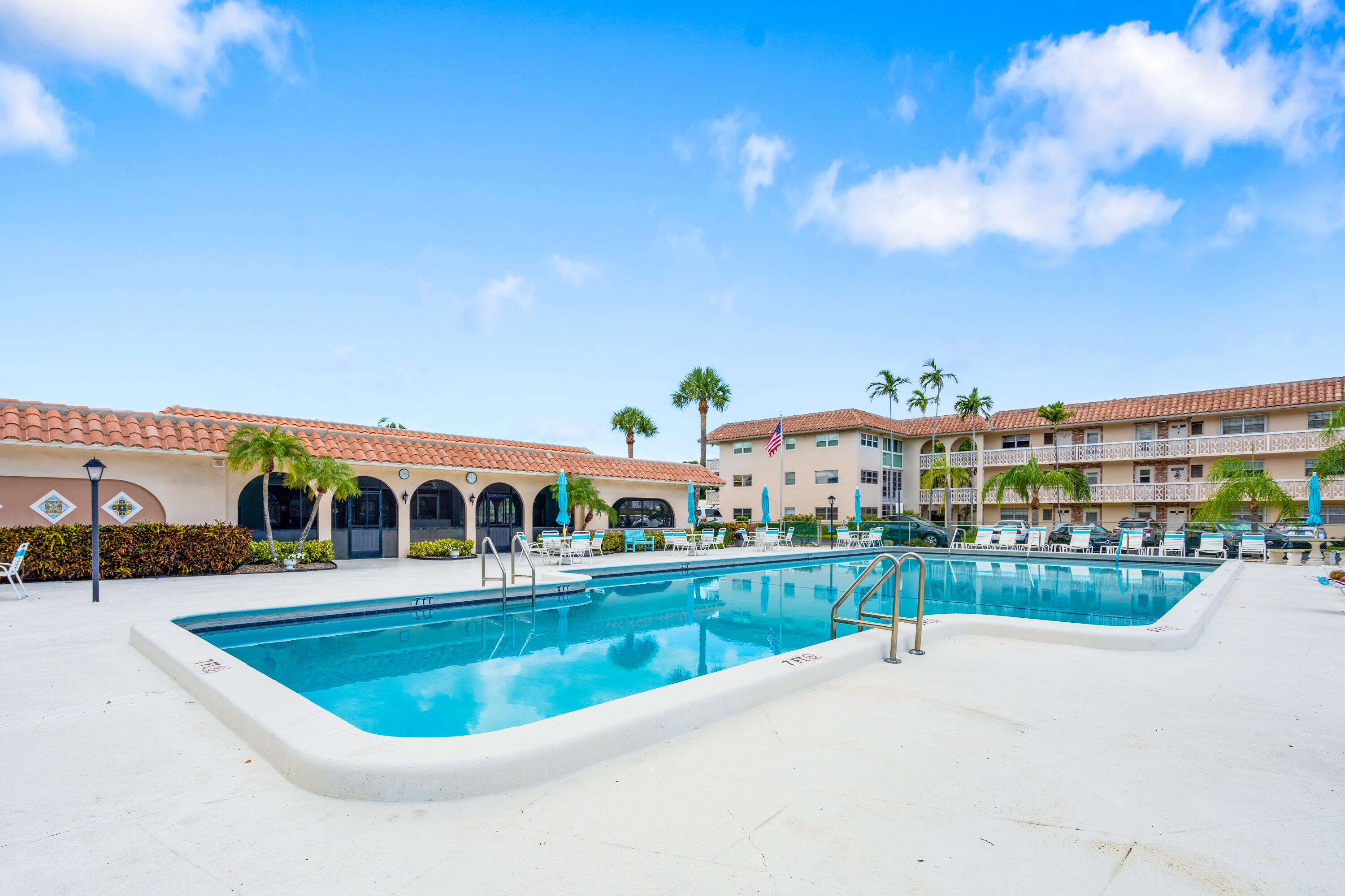 400 Northeast 20th Street Boca Raton, FL 33431 - Photo 15 of 17 Pool