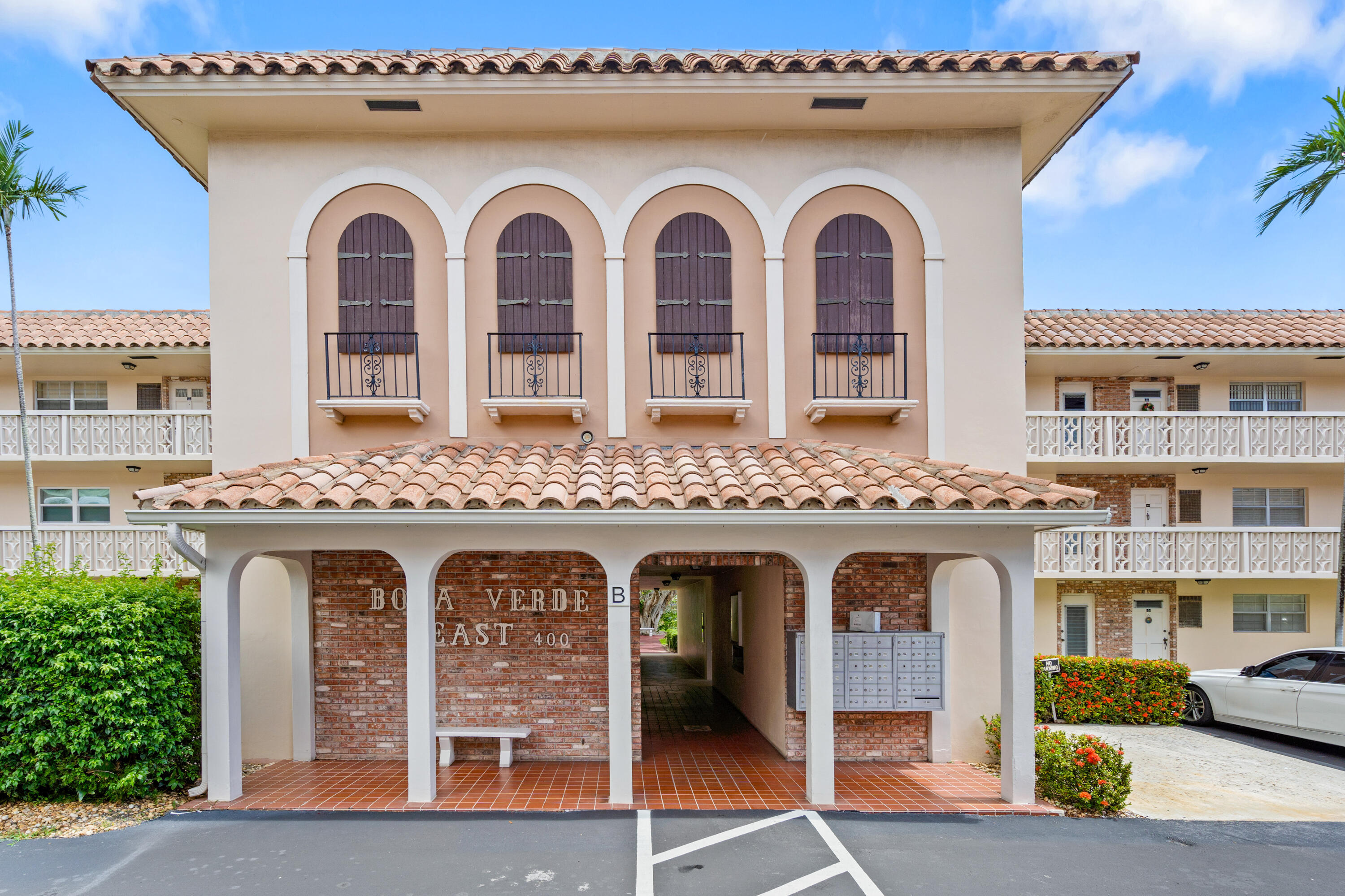 400 Northeast 20th Street Boca Raton, FL 33431 - Photo 17 of 17 Front Entrance