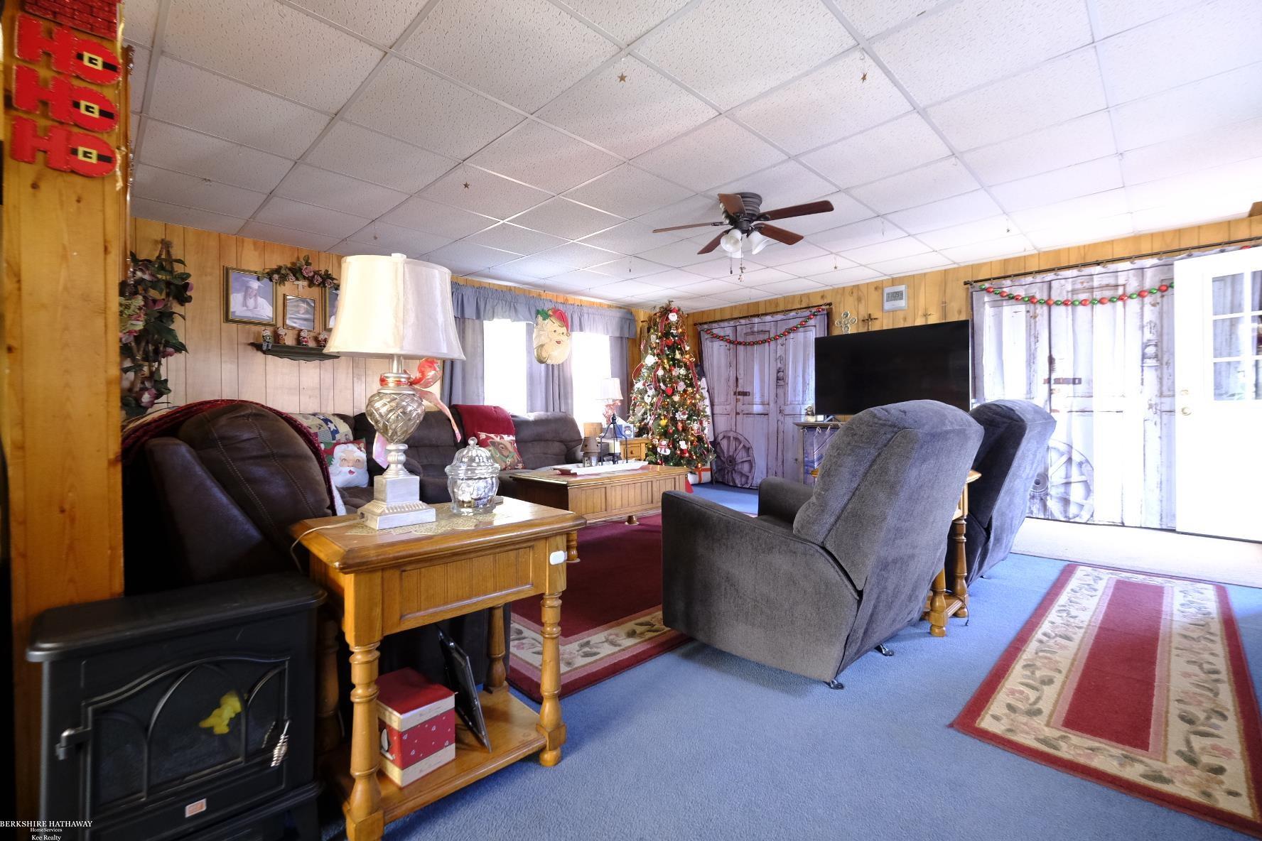 6825 Aitken Road Lexington, MI 48450 - Photo 12 of 31 Gallery Image 12