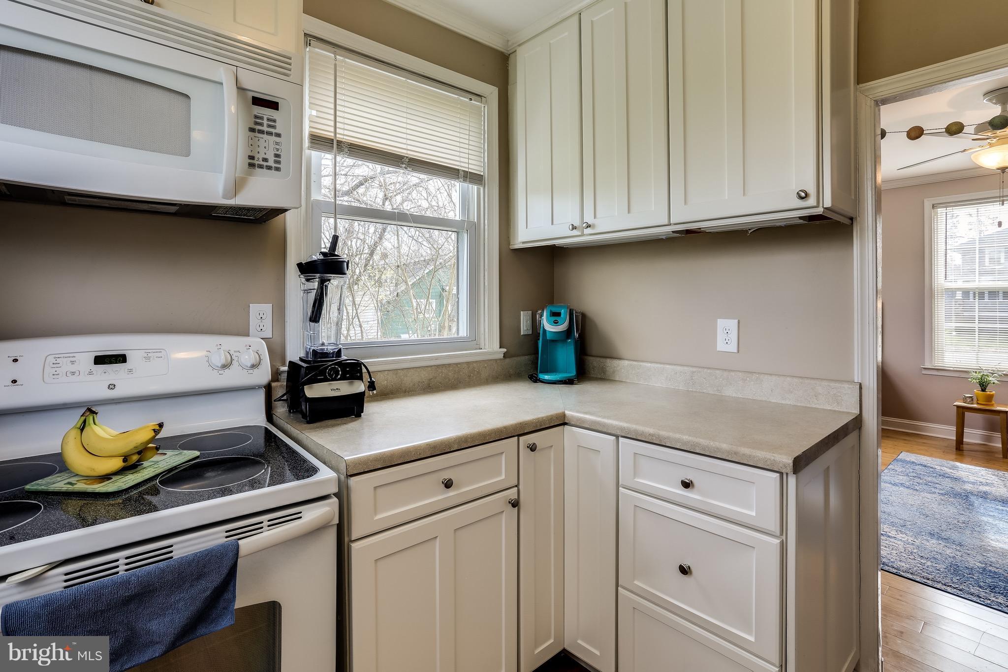3522 St James Road Baltimore, MD 21244 - Photo 25 of 30 Full Kitchen in Apartment