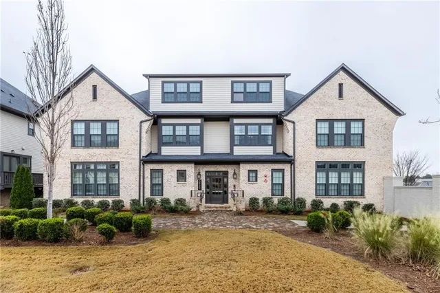 $375,000 | 3933 Danube Lane, Unit 224, Atlanta, GA 30339