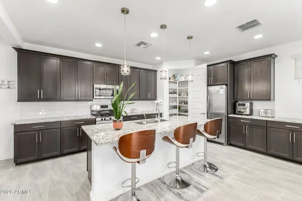 $680,000 | 2539 East Pelican Drive, Gilbert, AZ 85297