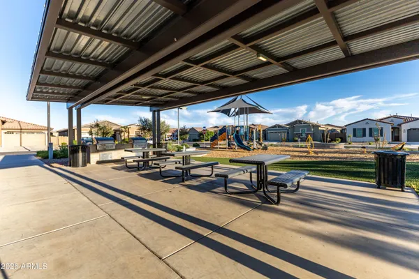 $680,000 | 2539 East Pelican Drive, Gilbert, AZ 85297