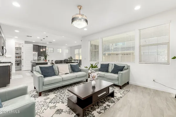 $680,000 | 2539 East Pelican Drive, Gilbert, AZ 85297