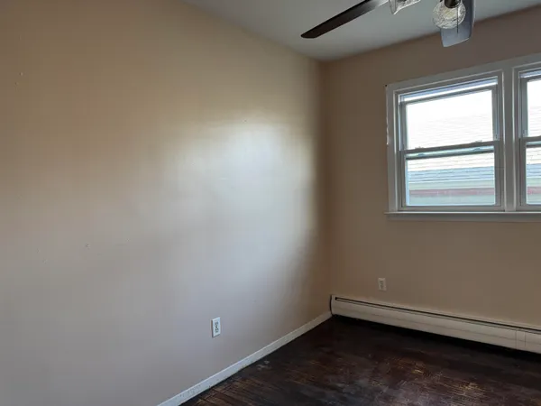 $2,150 | 108 Evergreen Street, Unit 2, Bayonne, NJ 07002