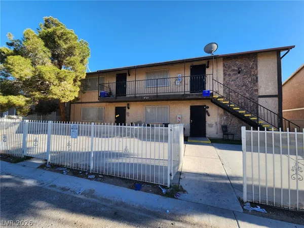 $950 | 4765 Thunderbolt Avenue, Unit 4, Las Vegas, NV 89115