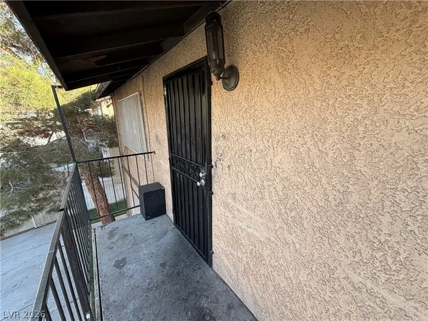 $950 | 4765 Thunderbolt Avenue, Unit 4, Las Vegas, NV 89115