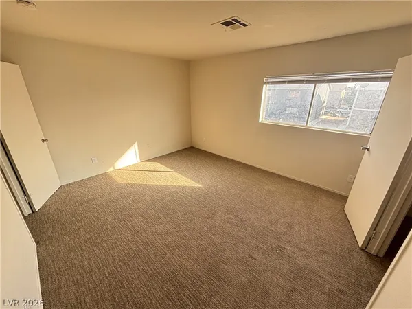 $950 | 4765 Thunderbolt Avenue, Unit 4, Las Vegas, NV 89115