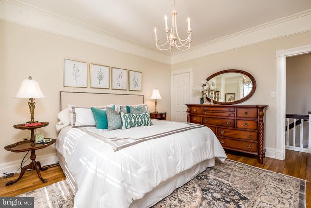 $1,420,000 | 138 E Street Southeast, Washington, DC 20003