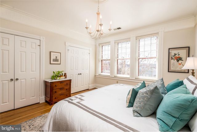 $1,420,000 | 138 E Street Southeast, Washington, DC 20003