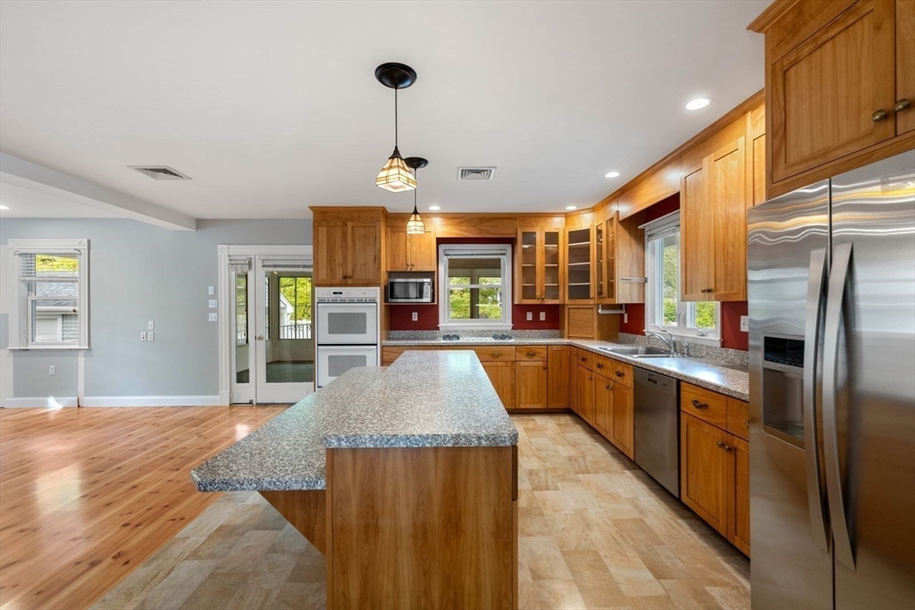 719 Webster Street Needham, MA 02492 - Photo 14 of 42