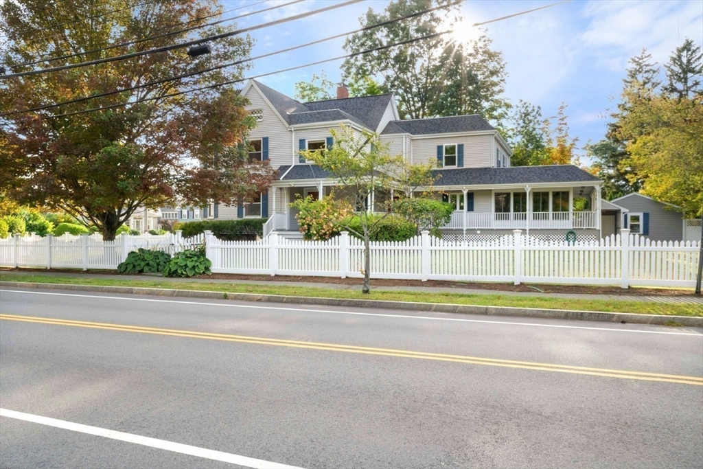 719 Webster Street Needham, MA 02492 - Photo 4 of 42