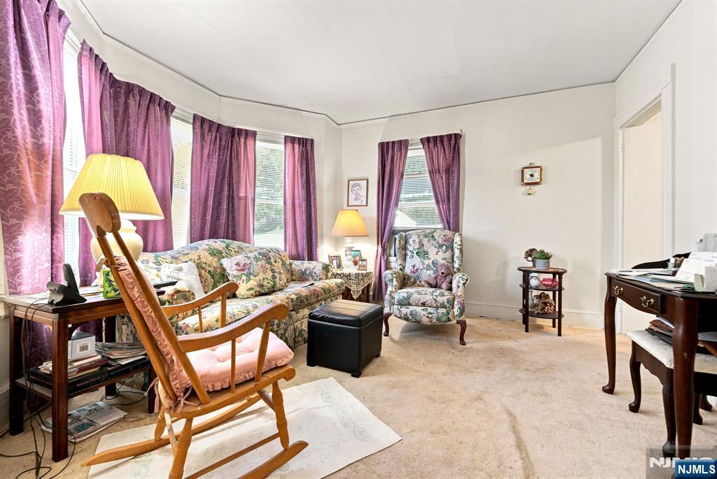 60 Martin Road Verona, NJ 07044 - Photo 8 of 40 Gallery Image 8