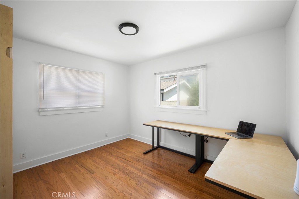 635 Arden Avenue Glendale, CA 91202 - Photo 18 of 36 a living room with furniture and a window
