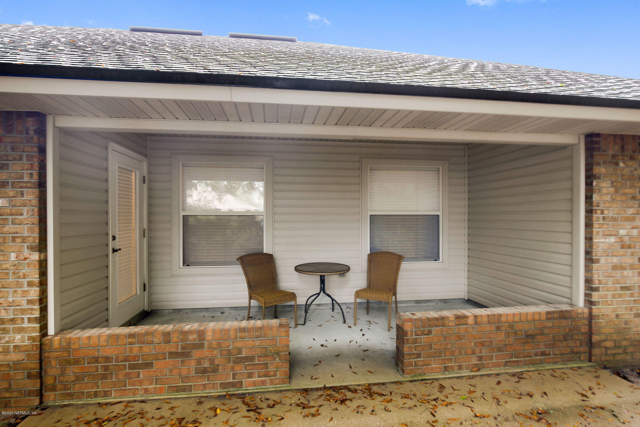 1545 Crichton Road West Jacksonville, FL 32221 - Photo 26 of 30 a view of living room filled with furniture