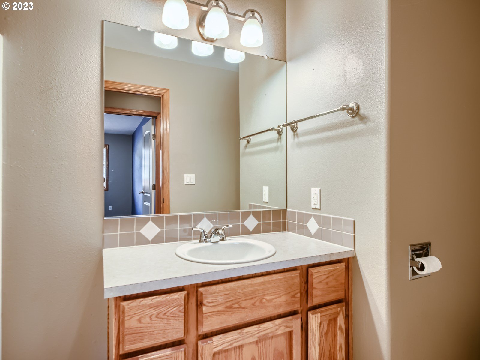 14674 Coltrane Street Oregon City, OR 97045 - Photo 19 of 27 Gallery Image 19