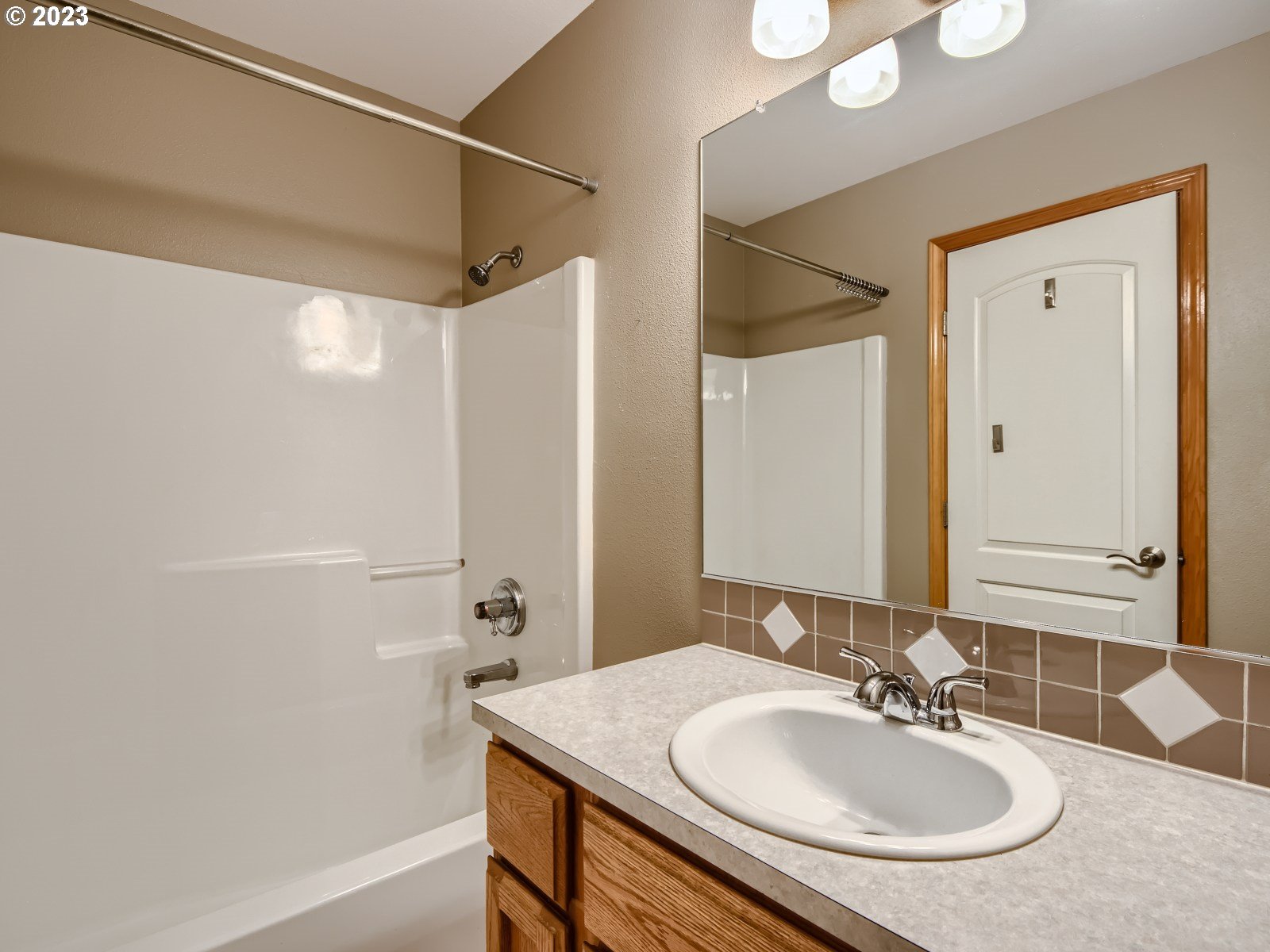 14674 Coltrane Street Oregon City, OR 97045 - Photo 20 of 27 Gallery Image 20