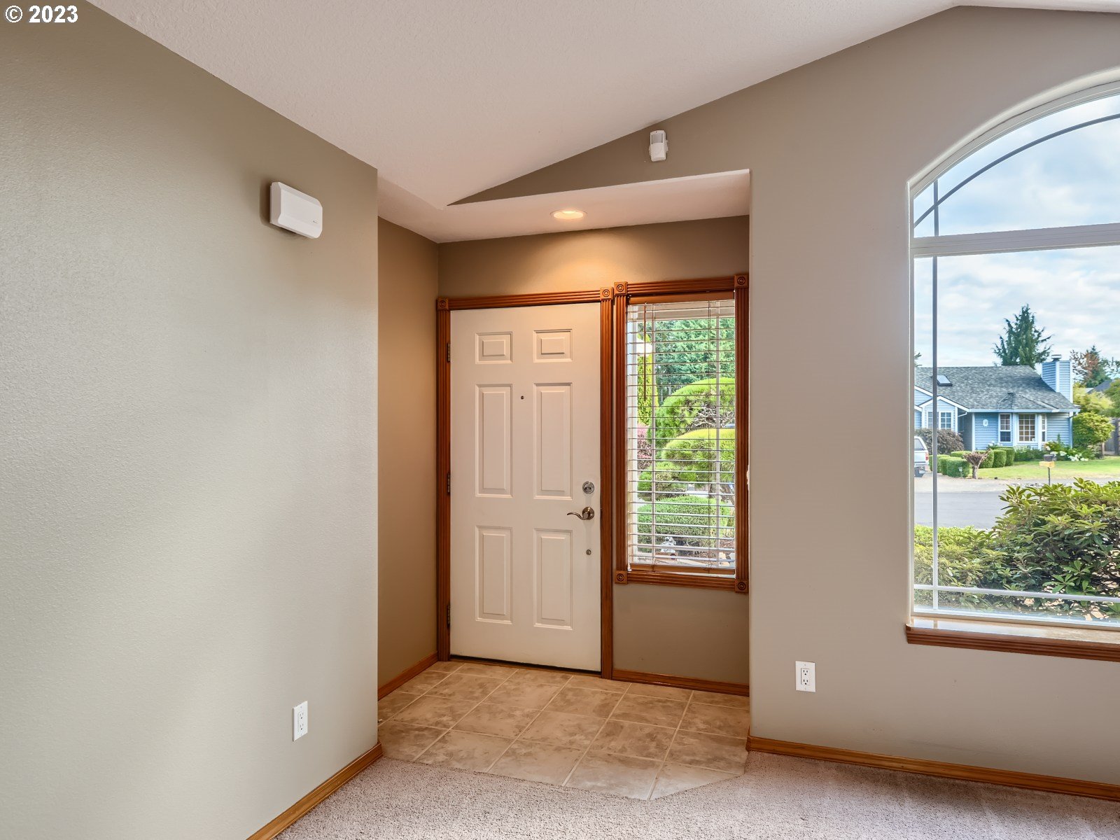 14674 Coltrane Street Oregon City, OR 97045 - Photo 3 of 27 Gallery Image 3