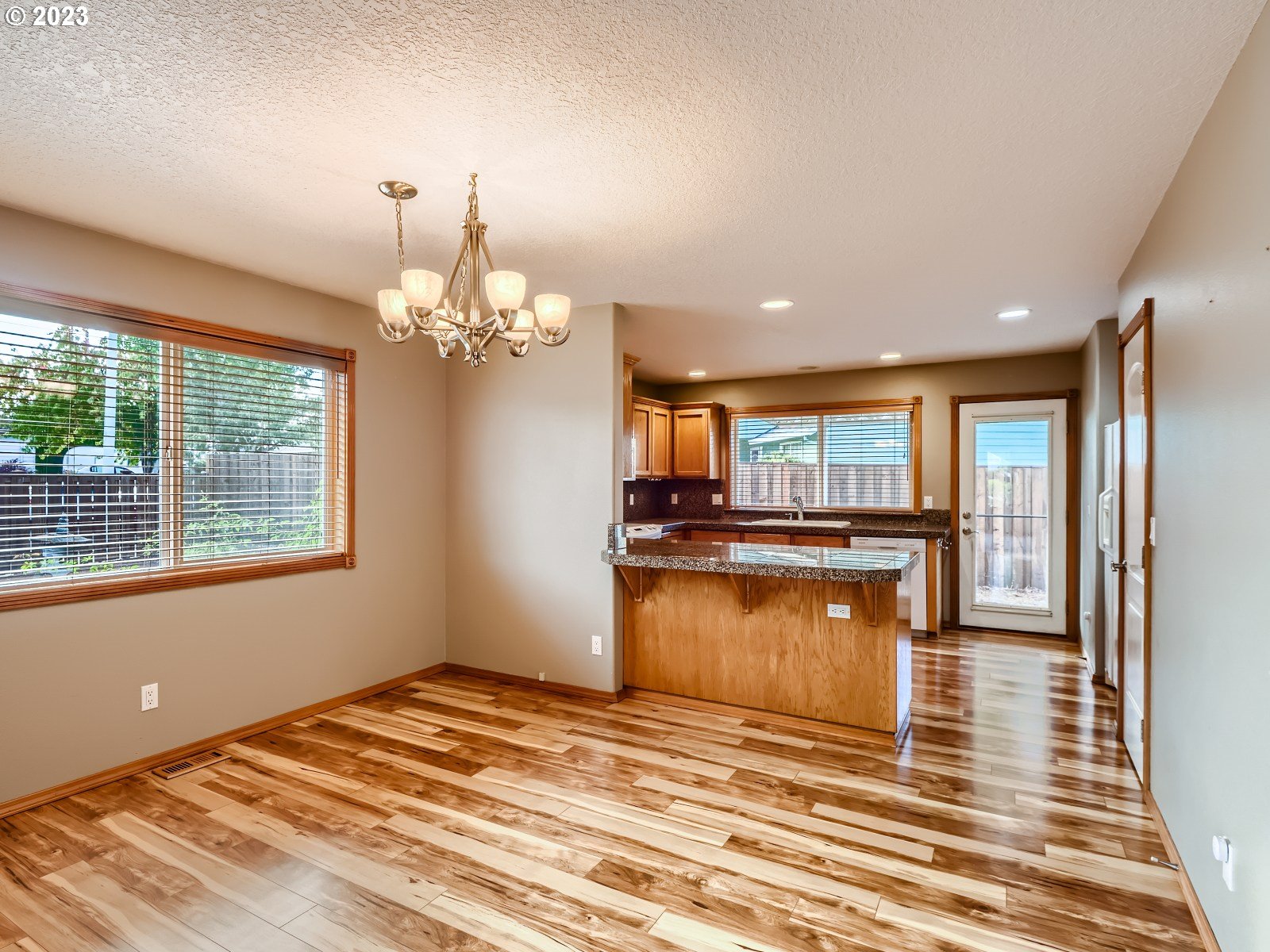 14674 Coltrane Street Oregon City, OR 97045 - Photo 8 of 27 Gallery Image 8