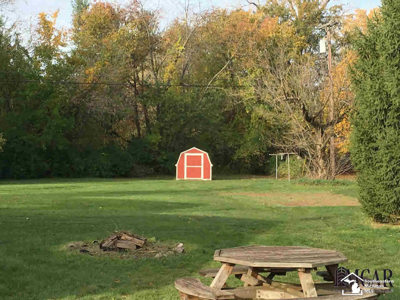 21200 Merriman Road New Boston, MI 48164 - Photo 17 of 17 Gallery Image 17
