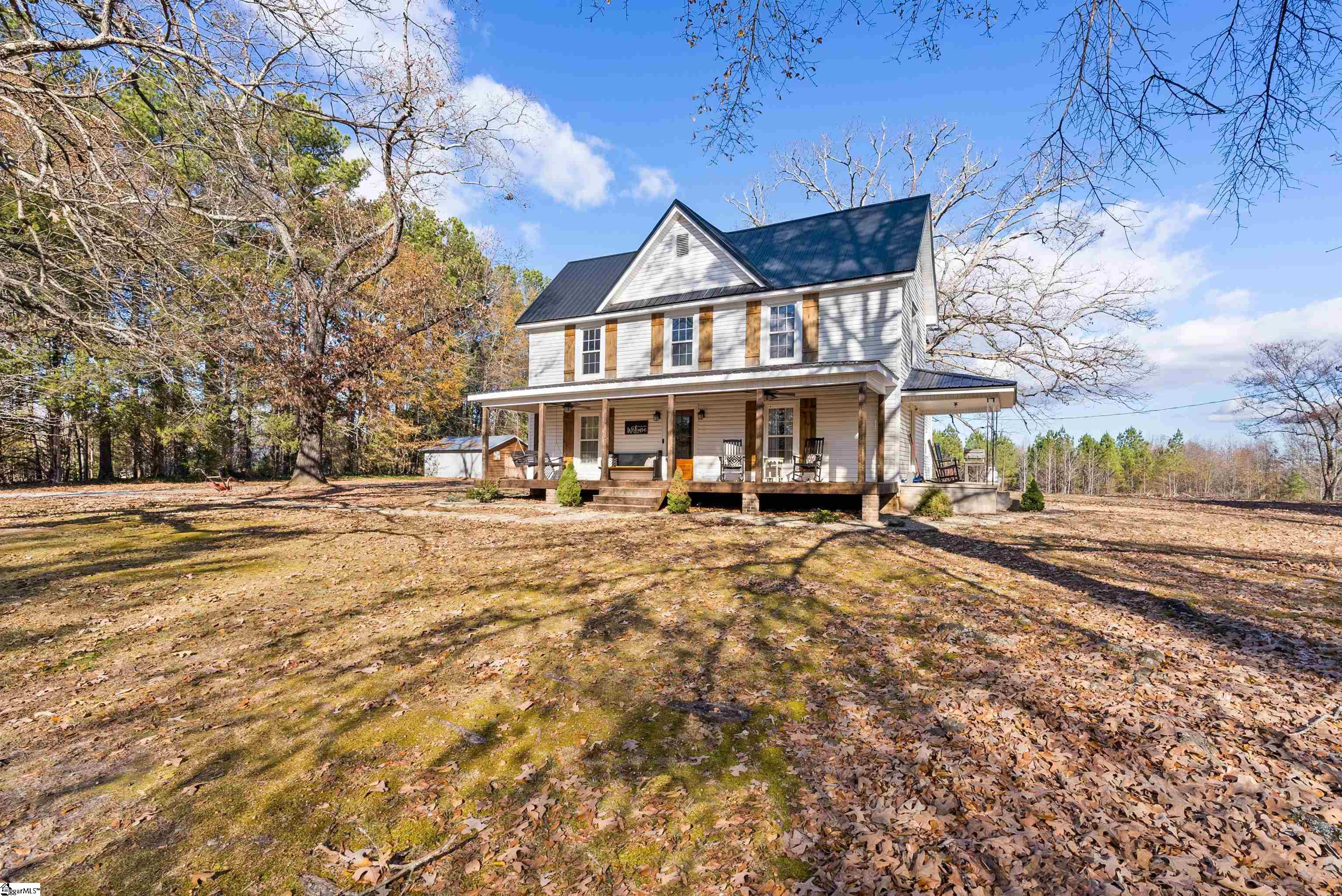 825 South Shamrock Avenue Landrum, SC 29356 - Photo 2 of 36