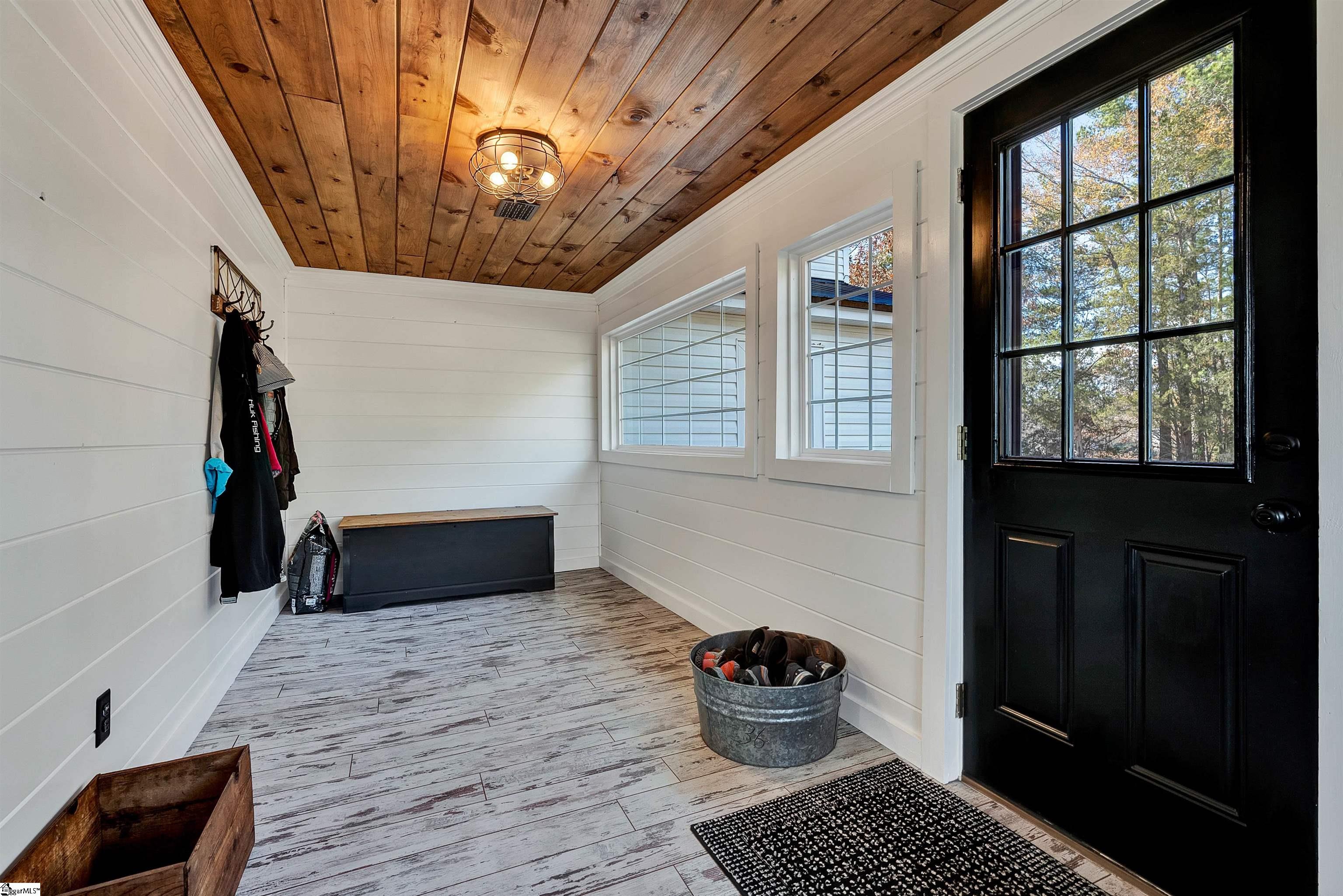 825 South Shamrock Avenue Landrum, SC 29356 - Photo 25 of 36