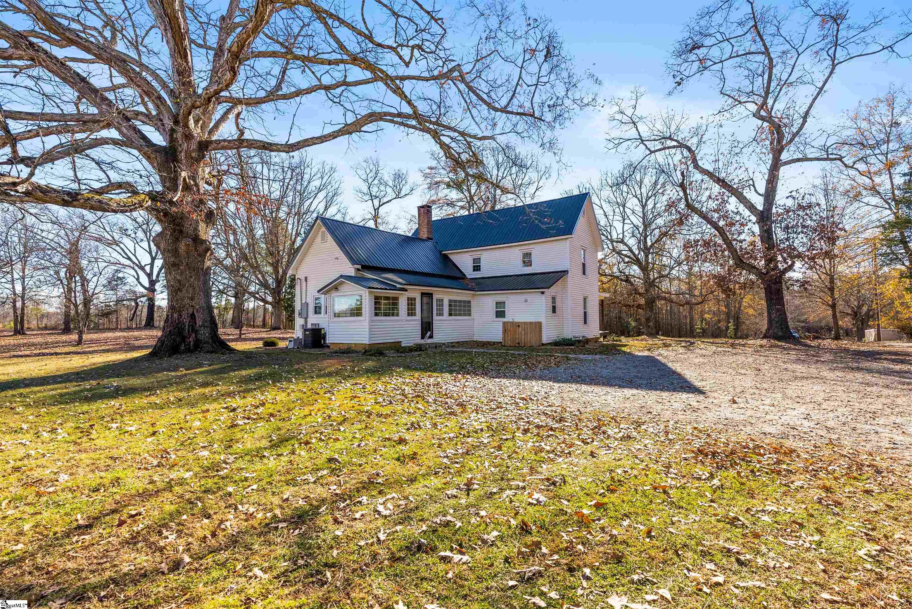 825 South Shamrock Avenue Landrum, SC 29356 - Photo 28 of 36