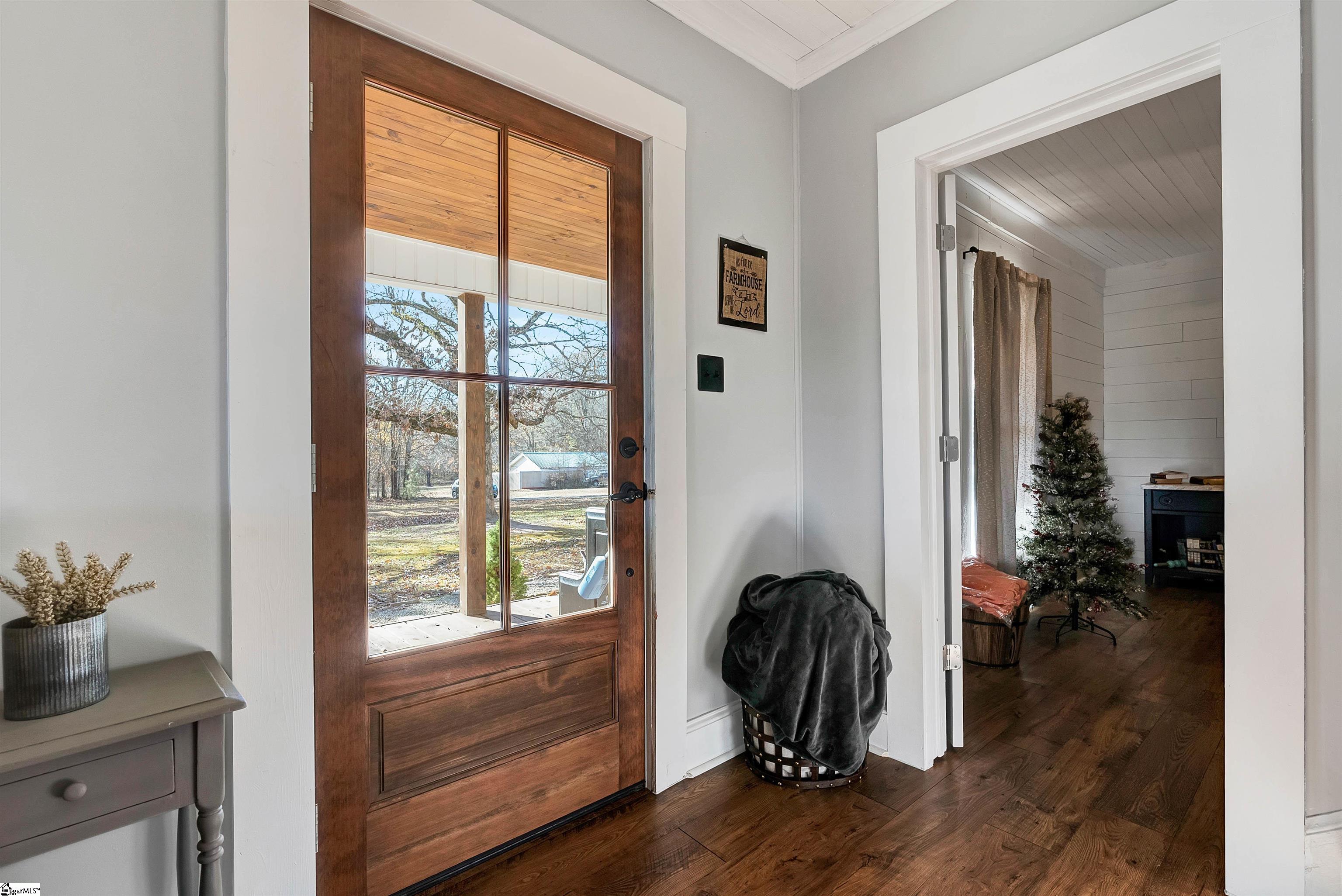 825 South Shamrock Avenue Landrum, SC 29356 - Photo 6 of 36