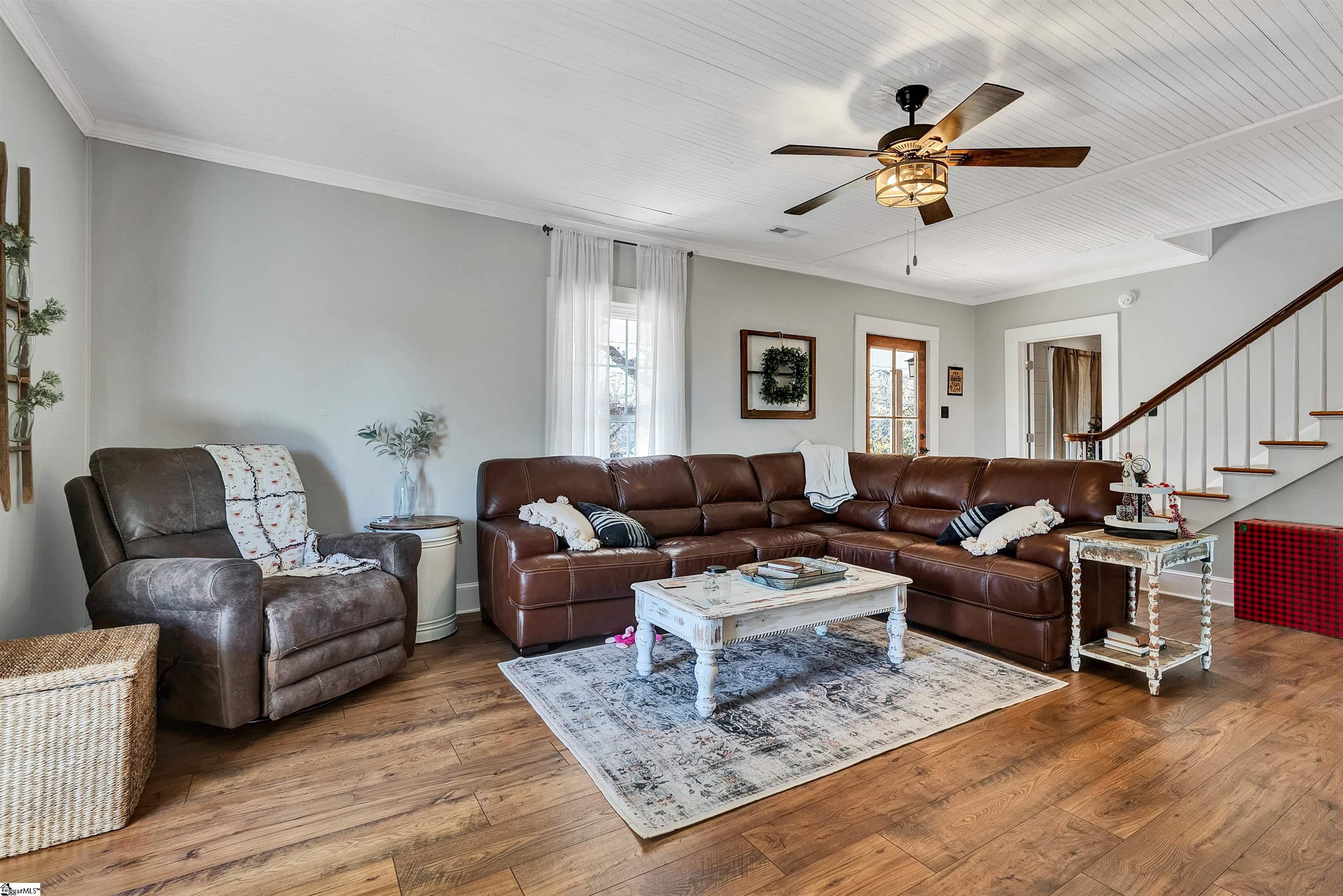 825 South Shamrock Avenue Landrum, SC 29356 - Photo 8 of 36