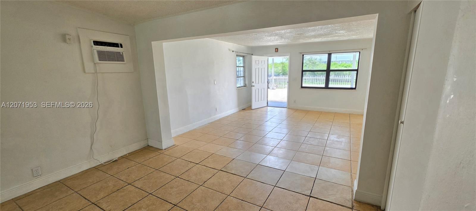 2230 Service Road Opa-Locka, FL 33054 - Photo 19 of 41 Gallery Image 19