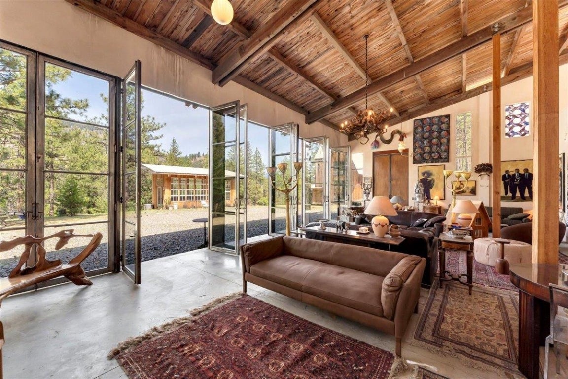 Blue Wolf Ranch Callahan, CA 96014 - Photo 8 of 39 Gallery Image 8