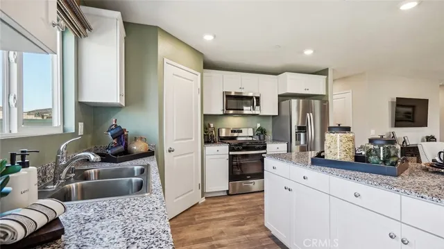 $564,490 | 31095 London Plane Drive, Winchester, CA 92596