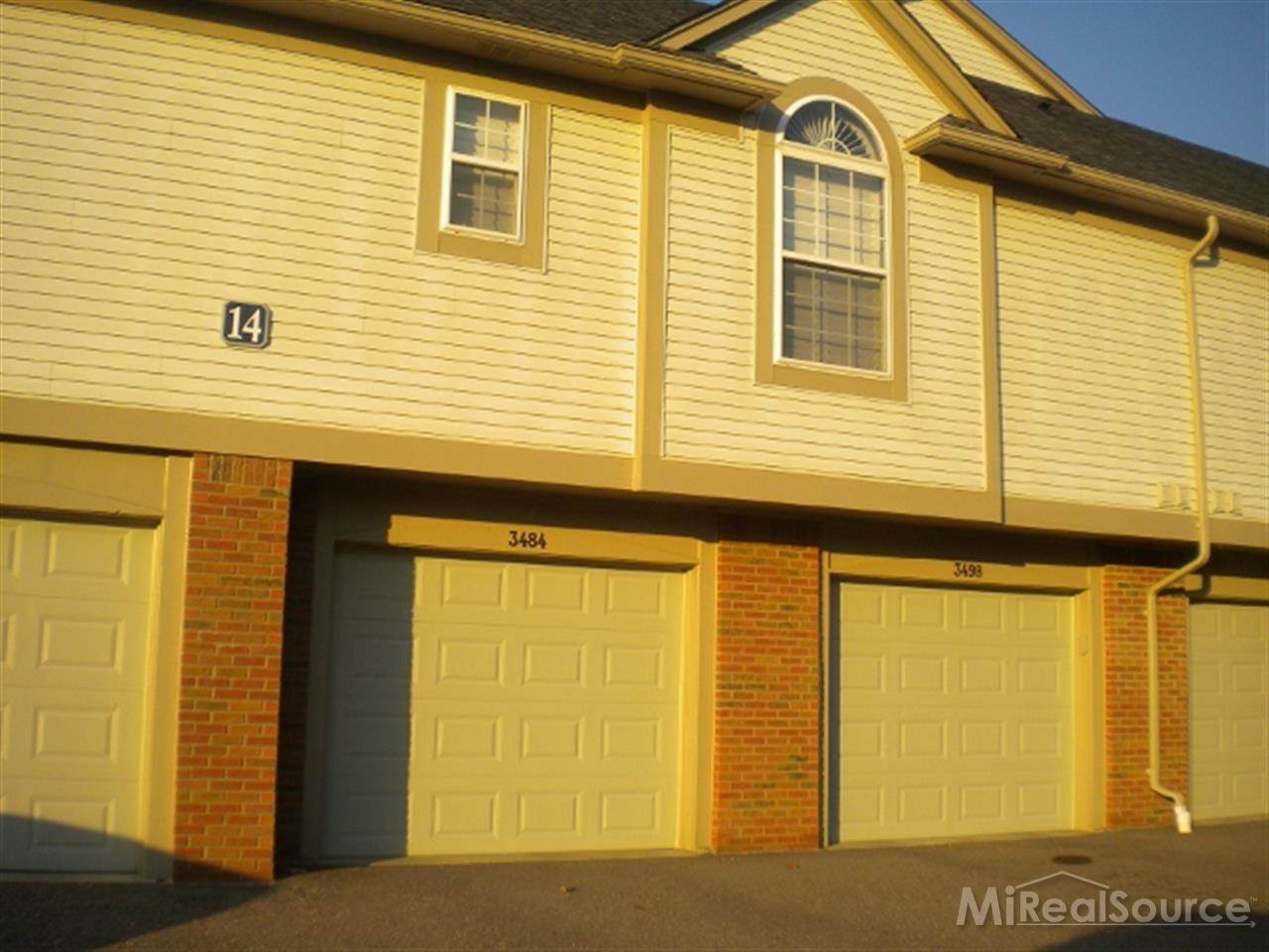 3484 Tremonte Circle Rochester, MI 48306 - Photo 2 of 16 31181149-1.JPG