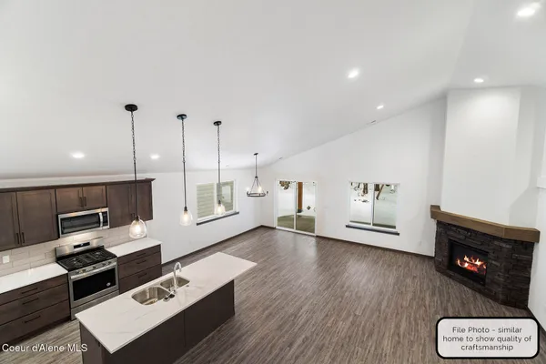 $539,900 | 2 East Valley Street South, Oldtown, ID 83822