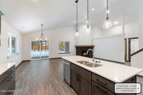 $539,900 | 2 East Valley Street South, Oldtown, ID 83822