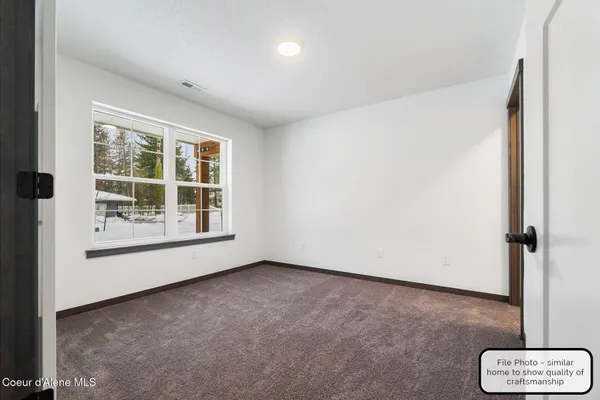$539,900 | 2 East Valley Street South, Oldtown, ID 83822
